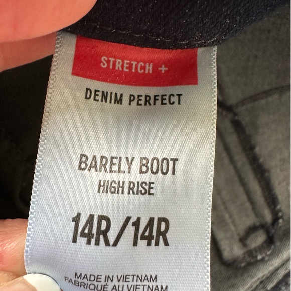 Express LIKE NEW high rise Barely boot “Stretch Plus Denim Perfect” size 14R - Picture 3 of 4
